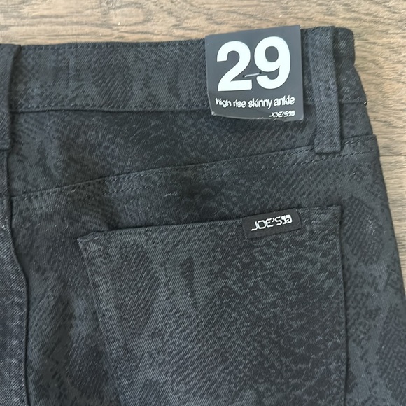 New with tags Joe’s Jeans black python print high rise skinny ankle jeans - Picture 2 of 5